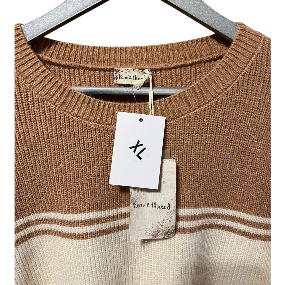 Hem & Thread Brown & White Sweater – XL